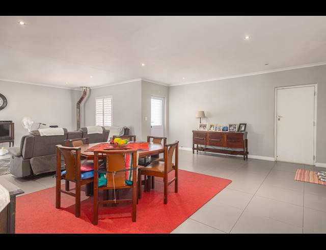4 BEDROOM FREESTANDING SOLD IN SUNNINGDALE
